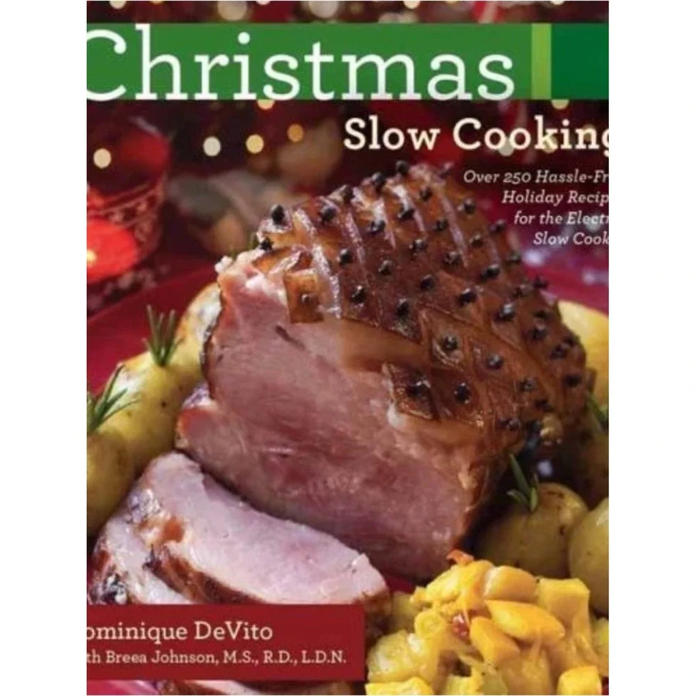 Dominique DeVito Christmas Slow Cooking Book OS Green Excellent‎ Holiday Recipes